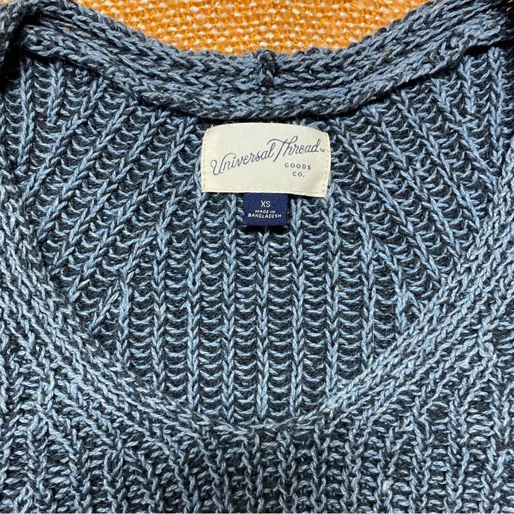 Universal Threads Navy Sweater - Image 2