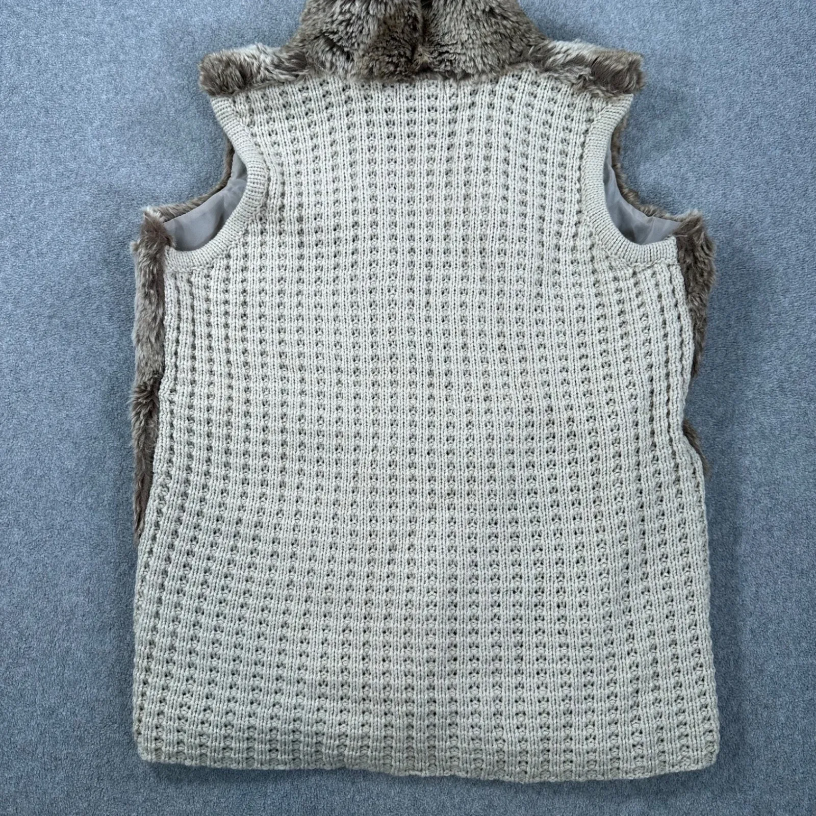 89th & Madison Faux Fur Knit Vest Women's Medium Beige Brown Sleeveless - Image 7