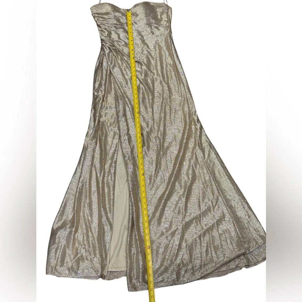β¨ Hayley Paige Occasions Gold Metallic Strapless Gown β Size 10 - Image 14