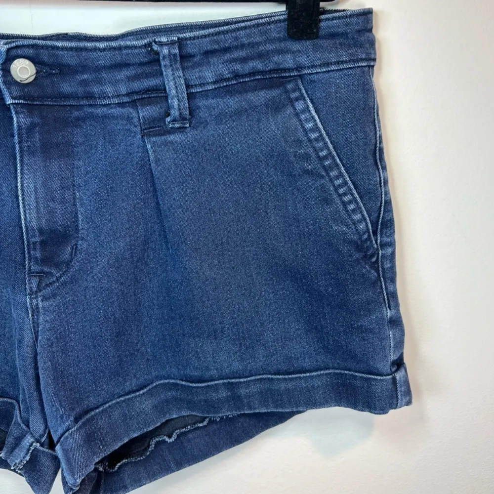 Gap 1969 Pleated Cuffed Jean Shorts Dark Blue Denim Stretch Womens Sz 38in Waist - Image 6
