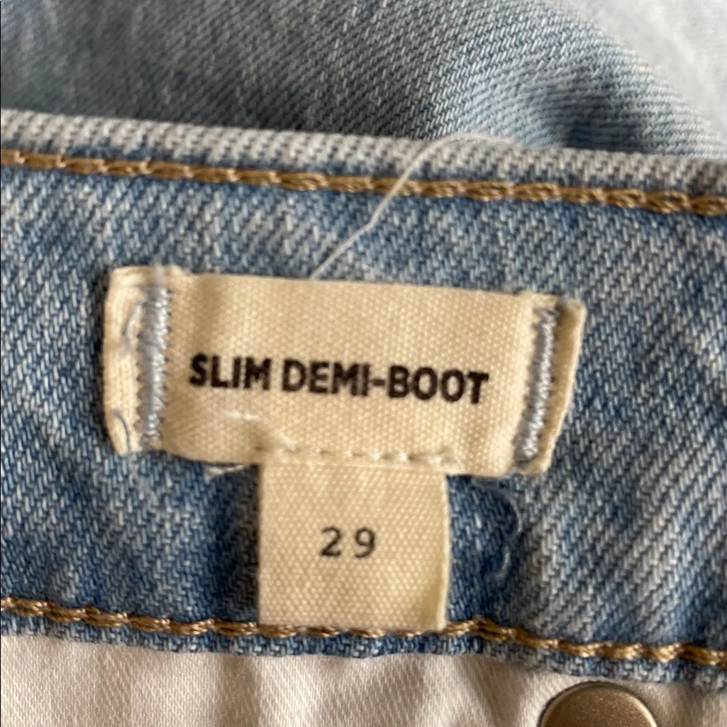 Madewell Slim Demi Boot Jeans in Bellmeade Wash - Image 5