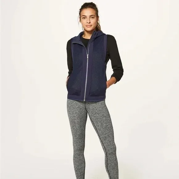 Lululemon The Spaces In Between Vest Midnight Navy Size 6 - Image 4