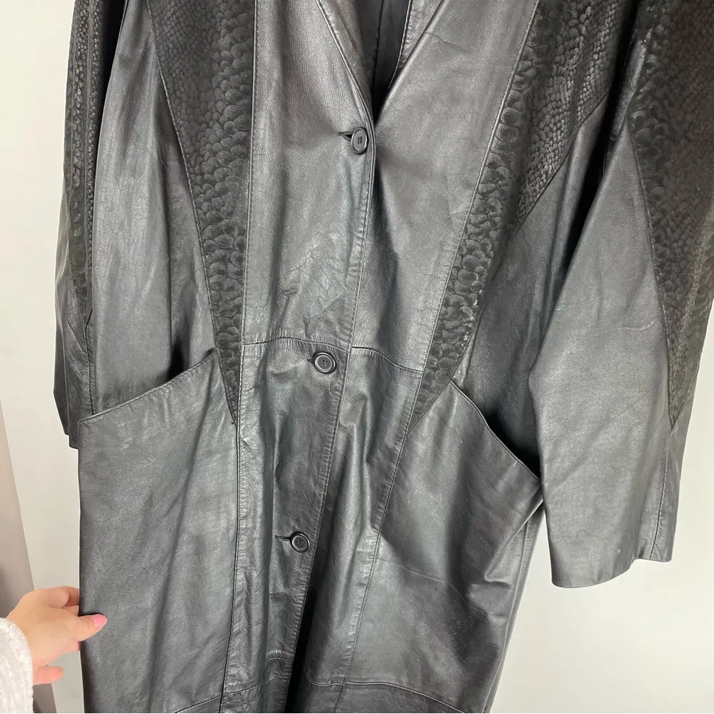 Vintage Pelle Leather Suede Embossed Leather Jacket Long Button Front Sz Medium Black - Image 8