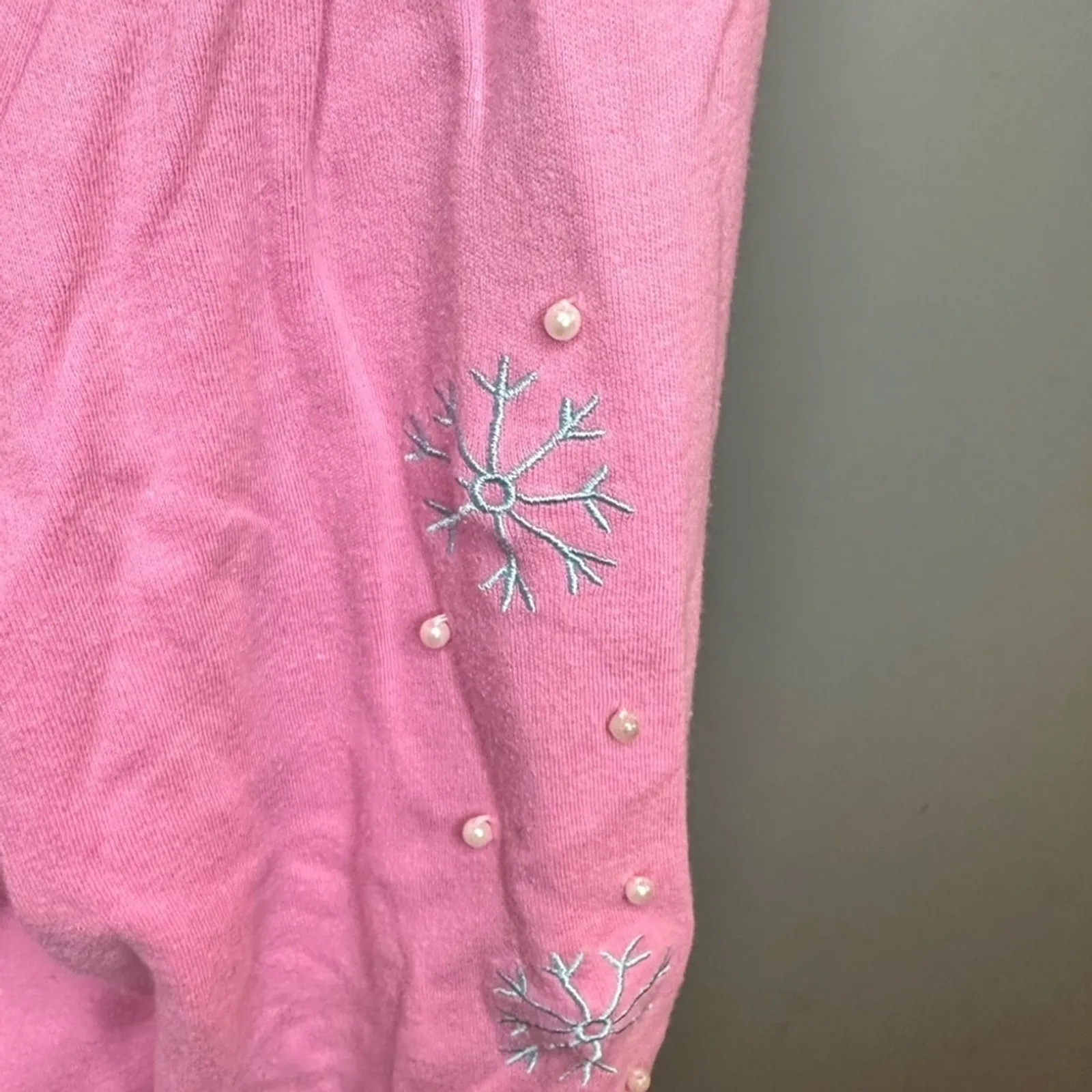 CB Casual Pink Christmas Blouse – Size L Size L - Image 4