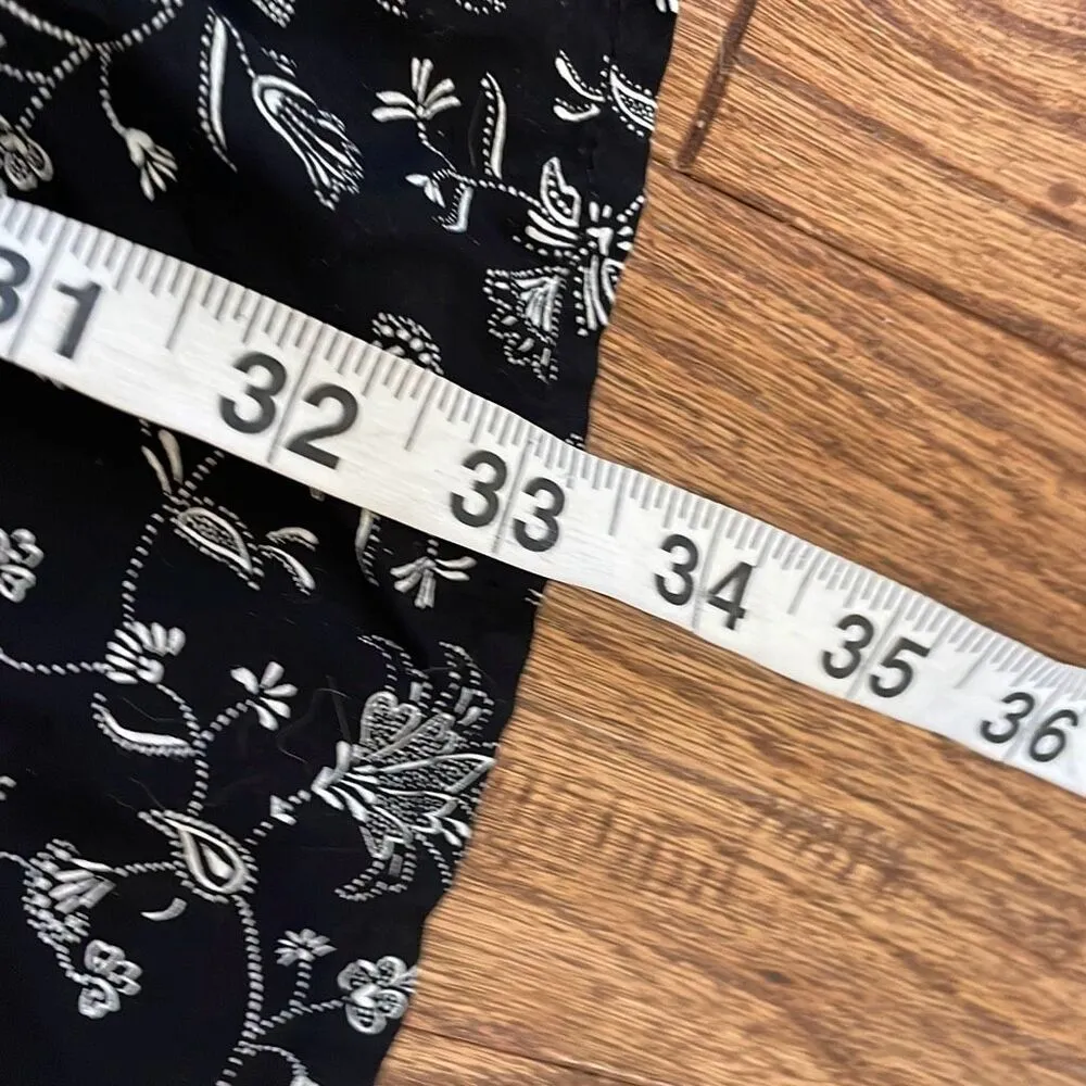 Old Navy black and white pleatfront long sleeve dress small - Image 9