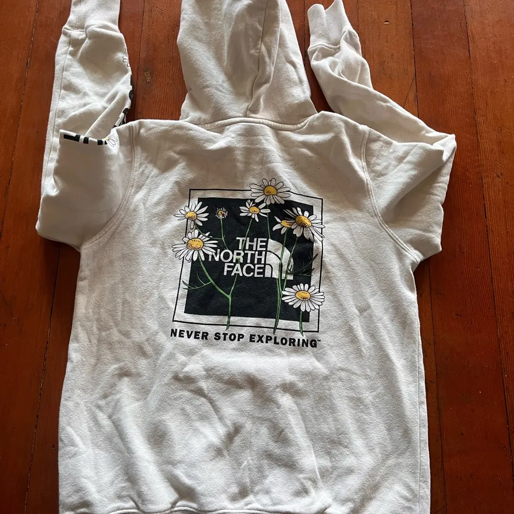 The North Face White Hoodie Sweatshirt - Image 4