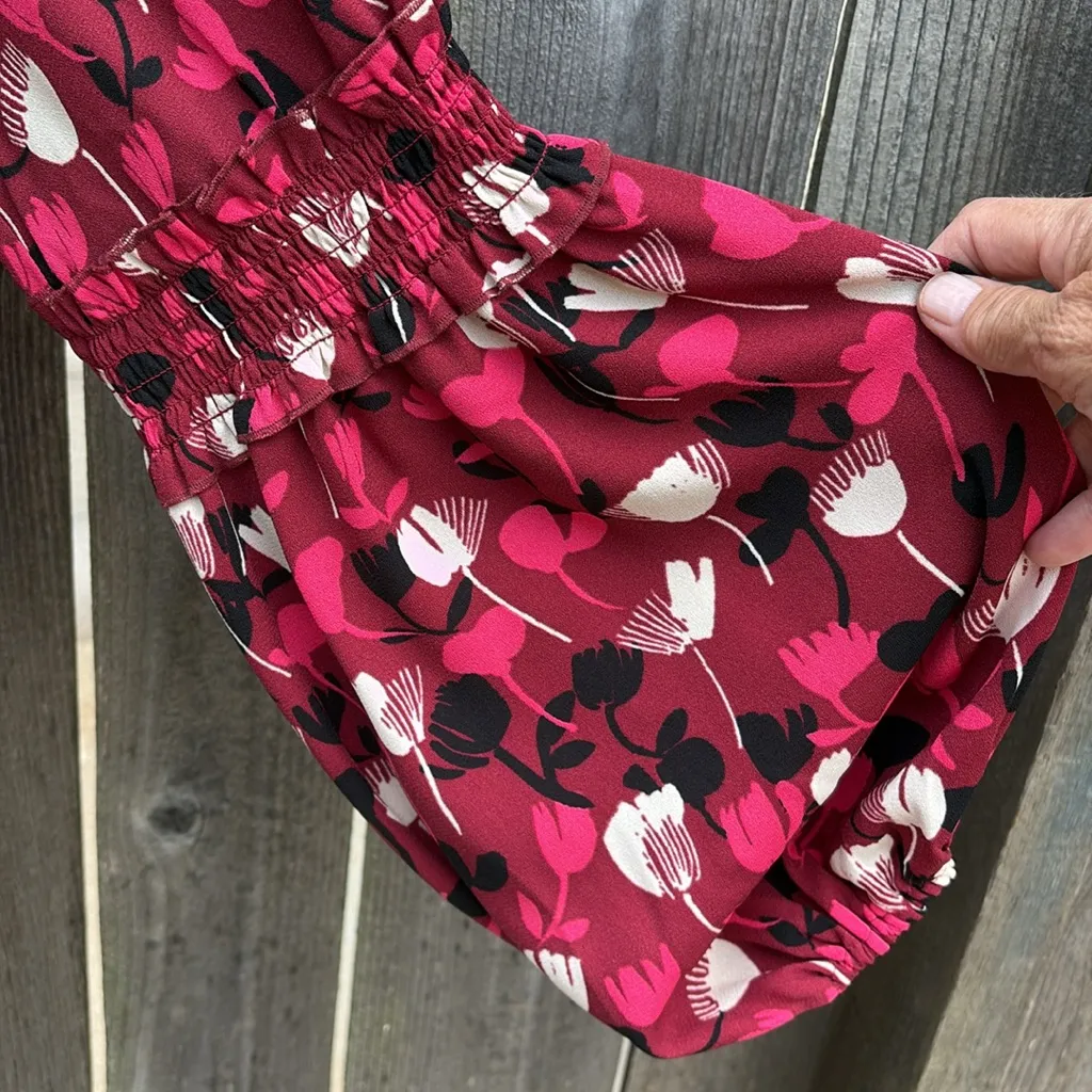 NWT CAbi Corsage Top Size Medium - Image 8