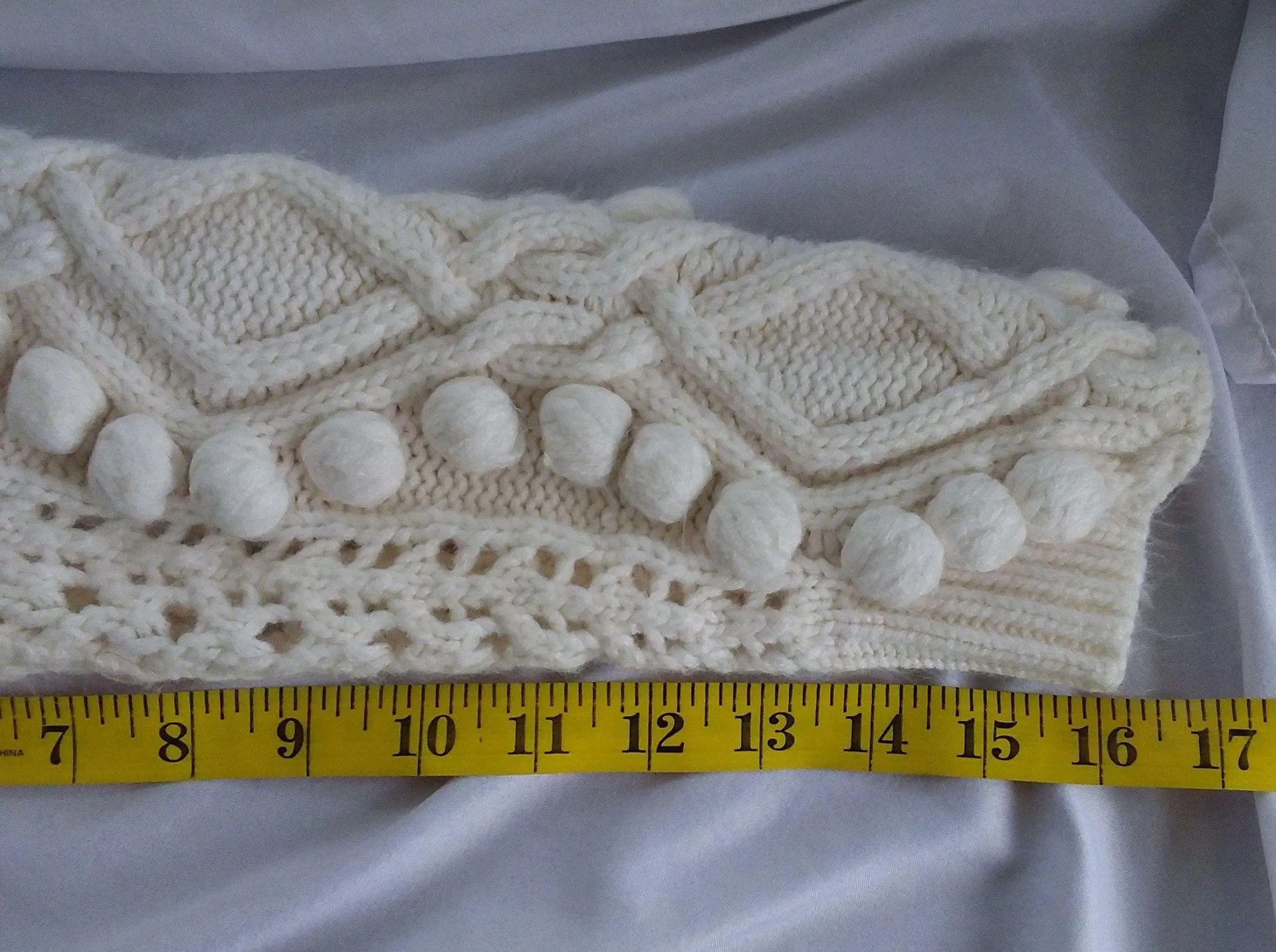 White Knitted sweater - Image 9