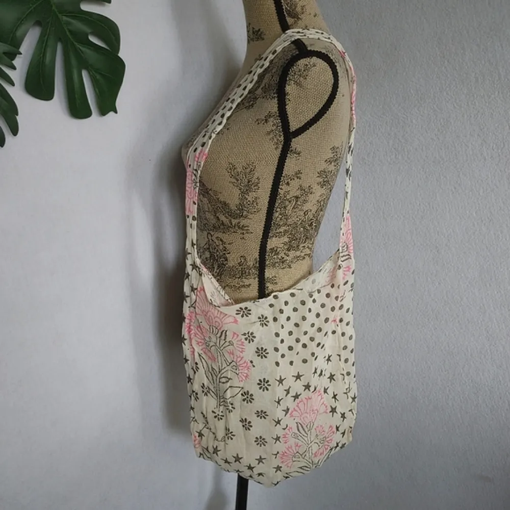 Free People Fabric Reusable Shoulder Tote Bsg - Image 2