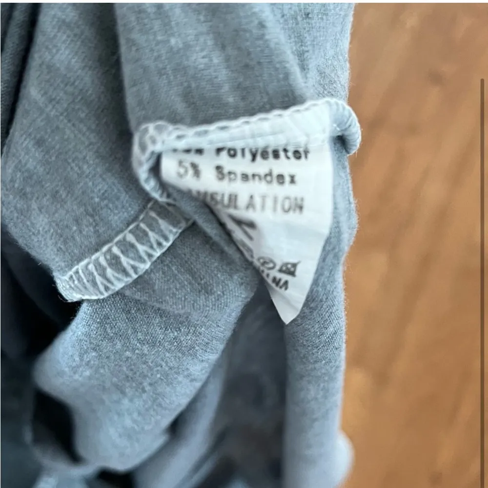 Holiday Shirt Joyful Size Small with Striped Sleeves Gray - Image 2