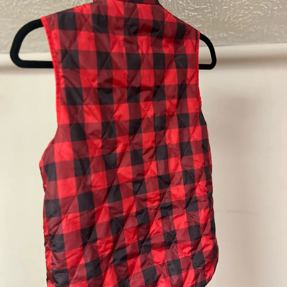 The Limited Reversible Buffalo Plaid Quilted Vest - Image 4