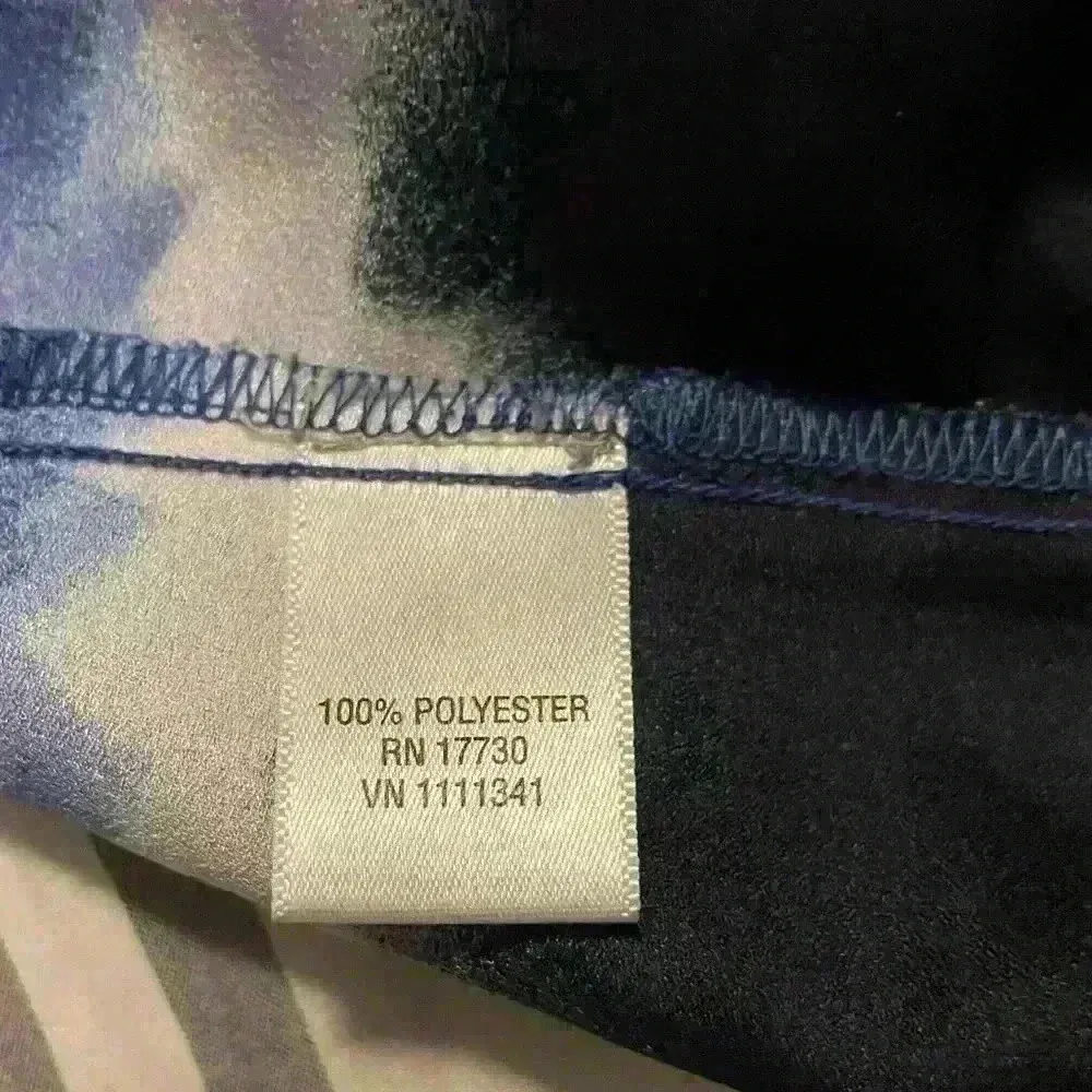 Womens Blue and Black Converse Blouse - Image 7