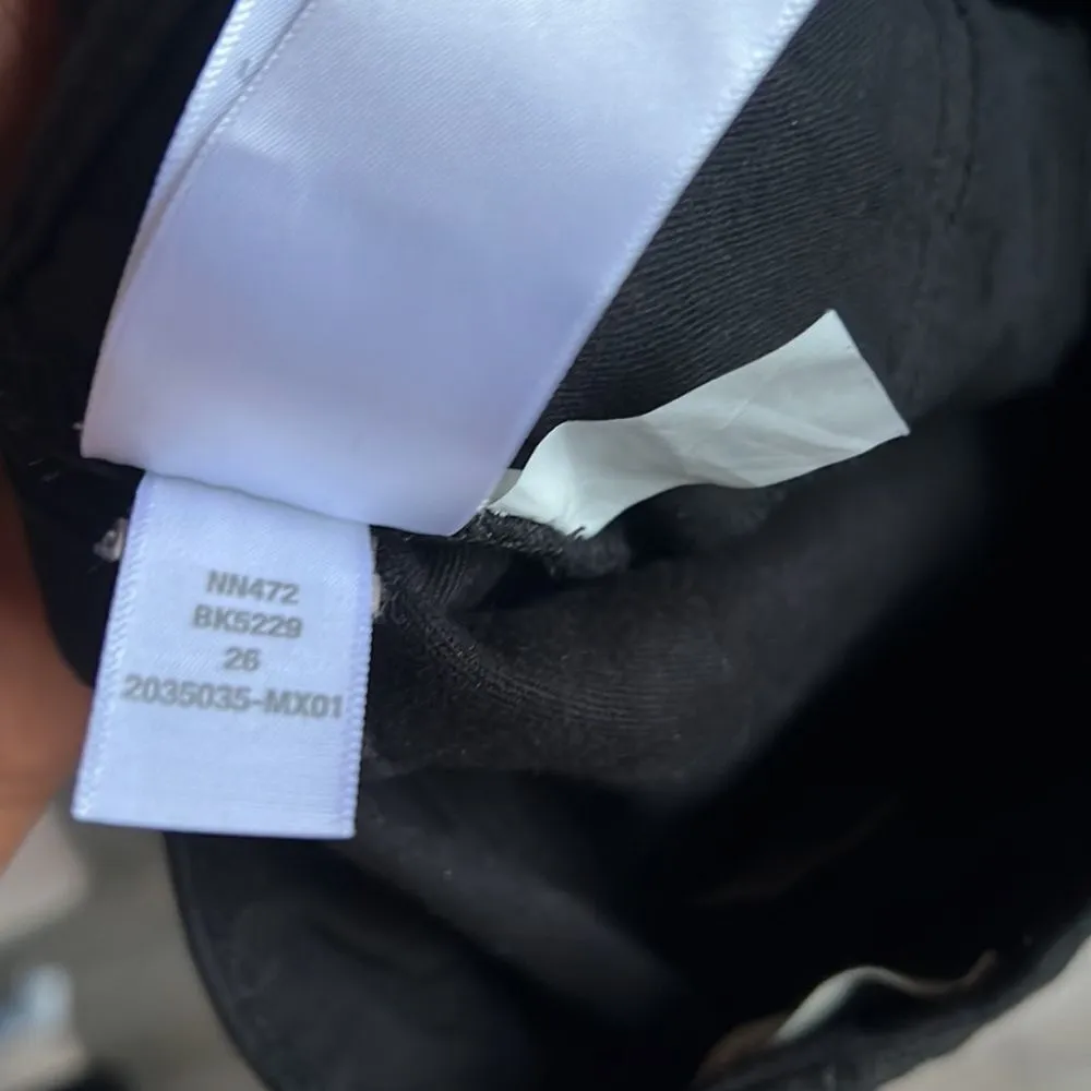 NEW Madewell Kick Out Crop Jeans in True Black Wash: Coated Edition - Image 12