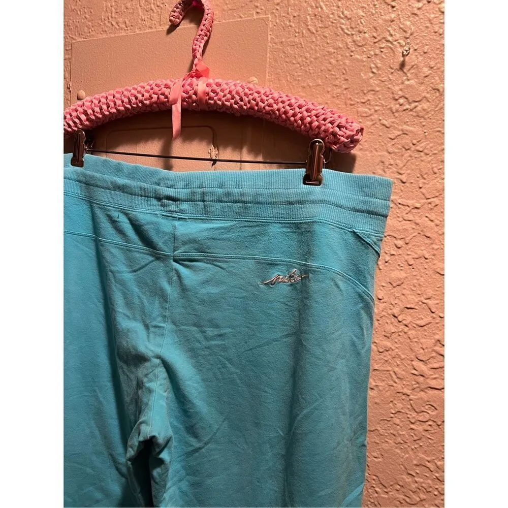 Nike Bermuda Shoes Blue Woman’s Size XL - Image 7