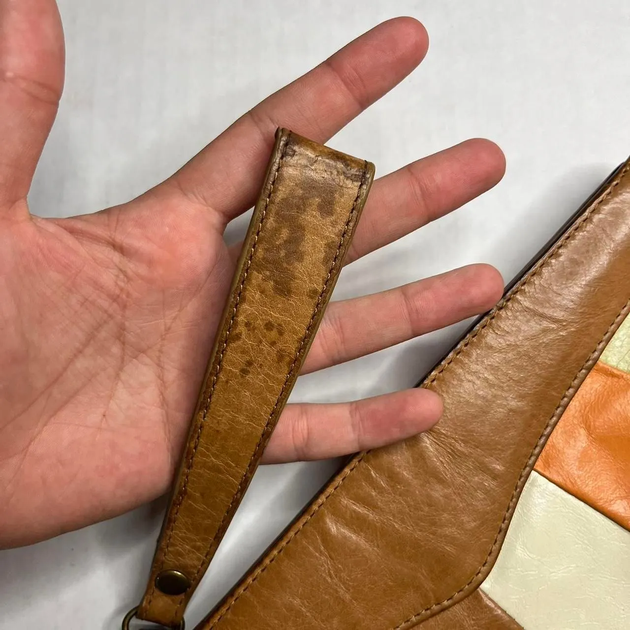 Hobo International Wallet Striped Zip Card Holder Clutch Tan Orange White Brown - Image 3