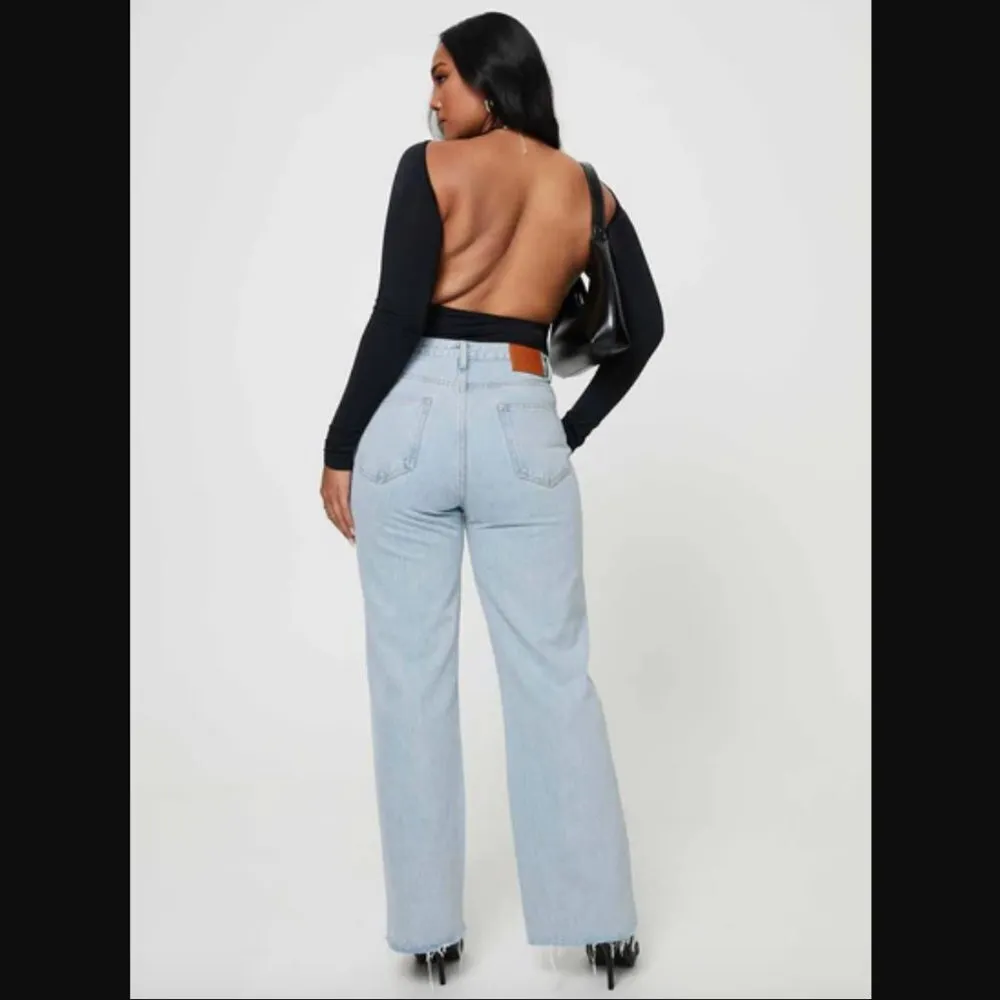 Arlington High Rise Straight Leg Light Wash Denim Jeans 14 - Image 8