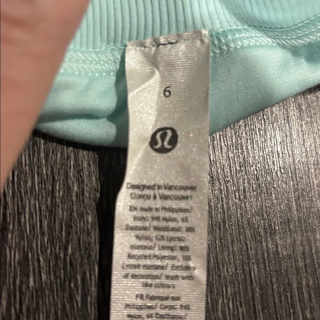 Lululemon Athletica Light Blue Dance studio - Image 3