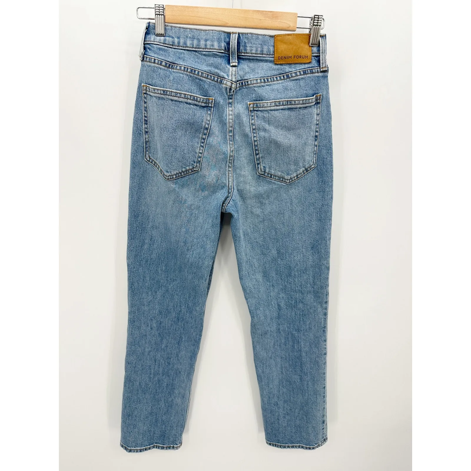 Denim Forum Womens The Arlo High Rise Straight Denim Jenas Size 24 Button Fly Blue - Image 2