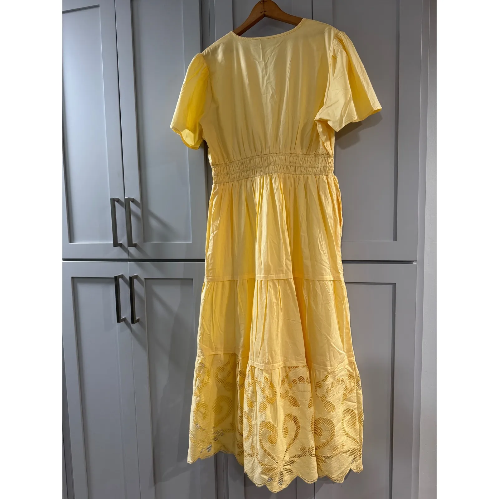 Haute Hippie XL Butter Yellow Tiered Eyelet Maxi Dress Summer‎ V Neck Casual - Image 2