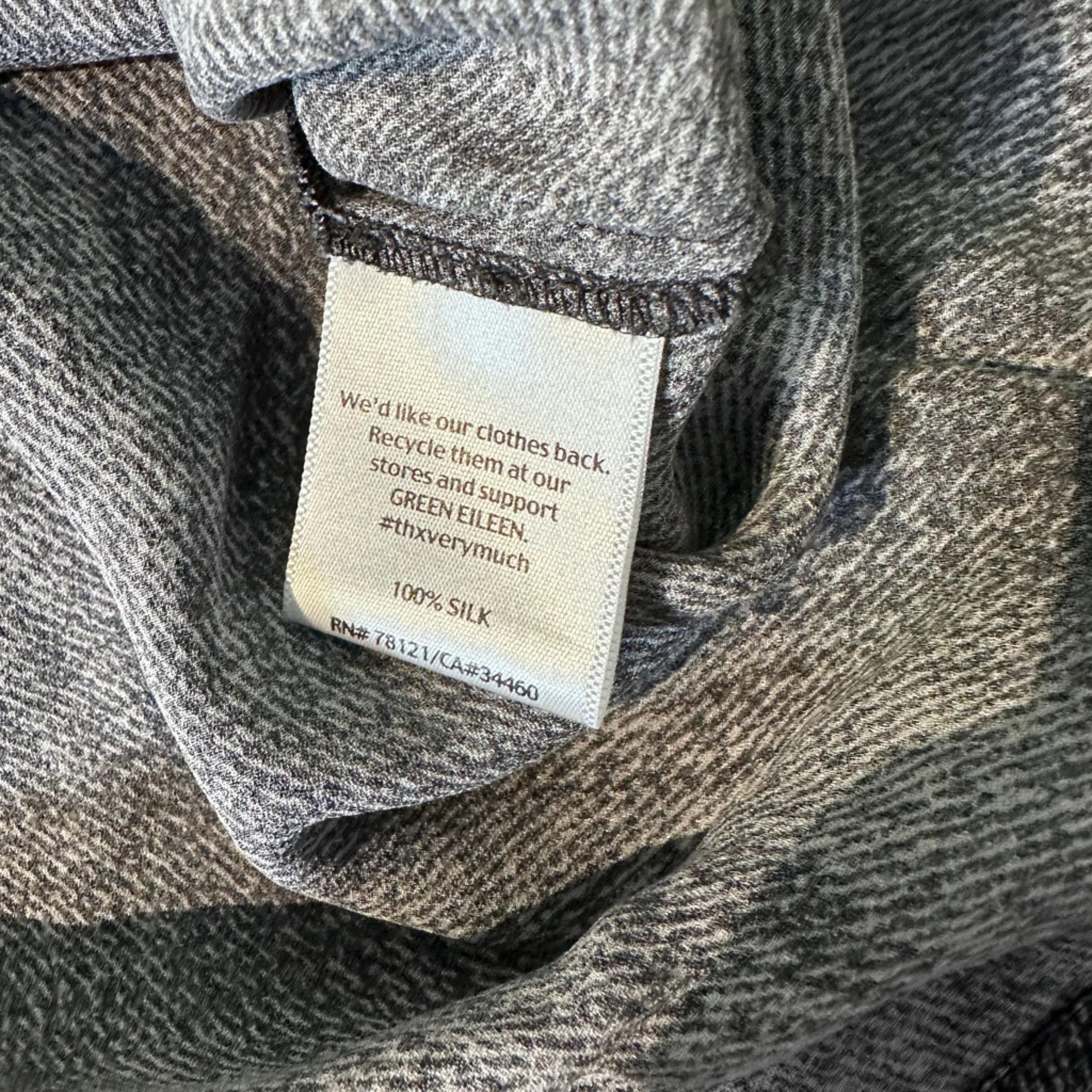 $258 Eileen Fisher Scoop Neck Hazy Printed 100% Silk Crepe Shell Top PP (2-4) - Image 8