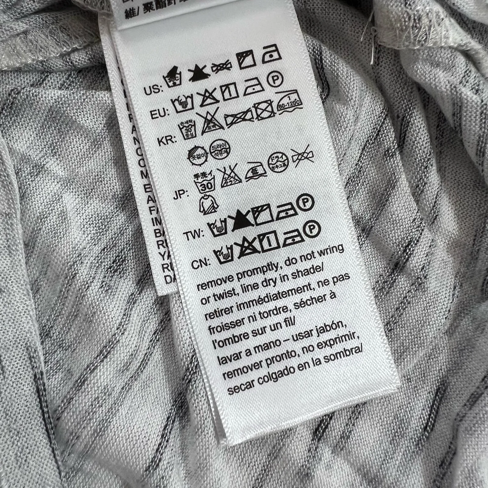 Calvin Klein Jeans Womens T Shirt Top Casual Short Sleeved Pullover Gray Medium - Image 12