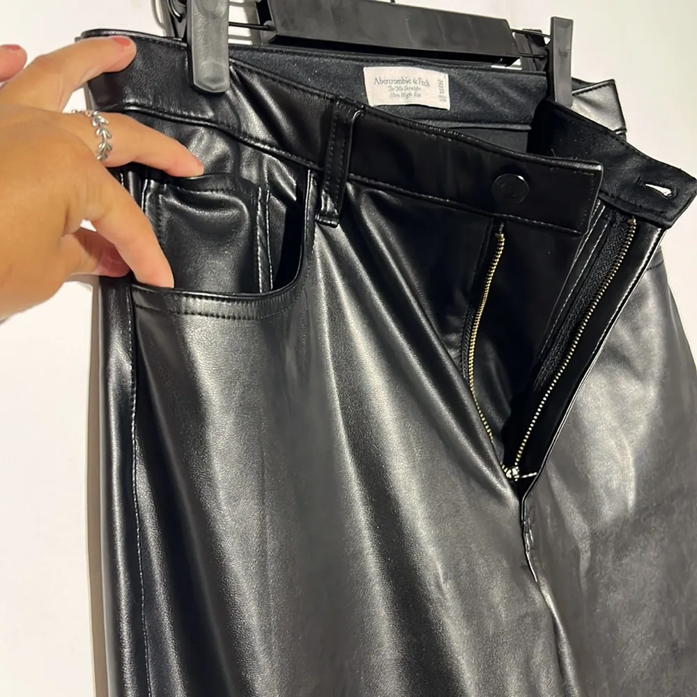 Abercrombie & Fitch Black Vegan Leather 90s Ultra High Rise Straight Leg Pants - Image 7