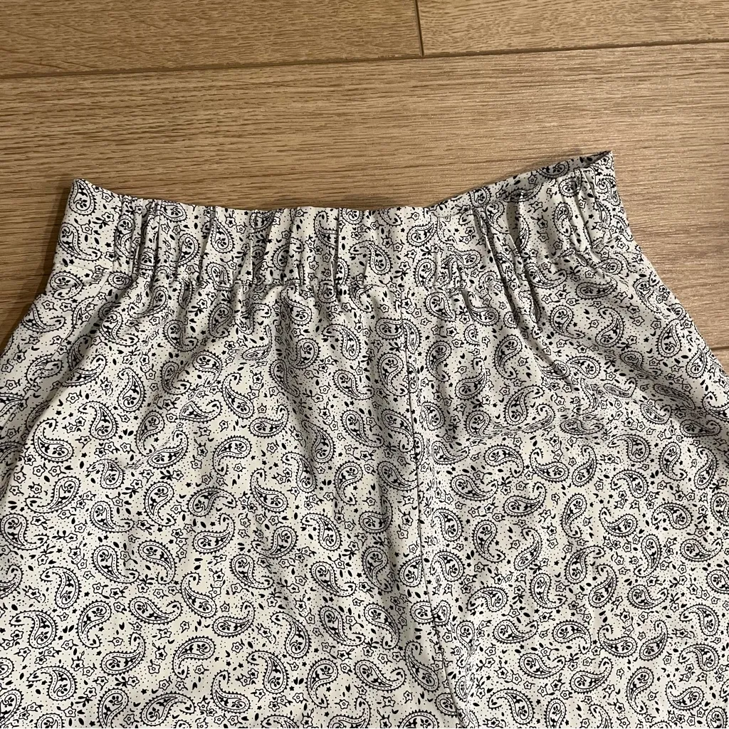 Annorlunda Blue White Paisley High Waisted Wide Leg Bandana Print Pant Size 6 - Image 9