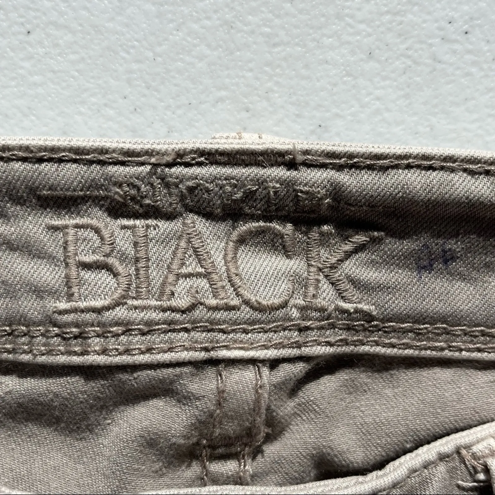 Buckle Black (Gray/Cream) Skinny Jean Size 28x27 - Image 8