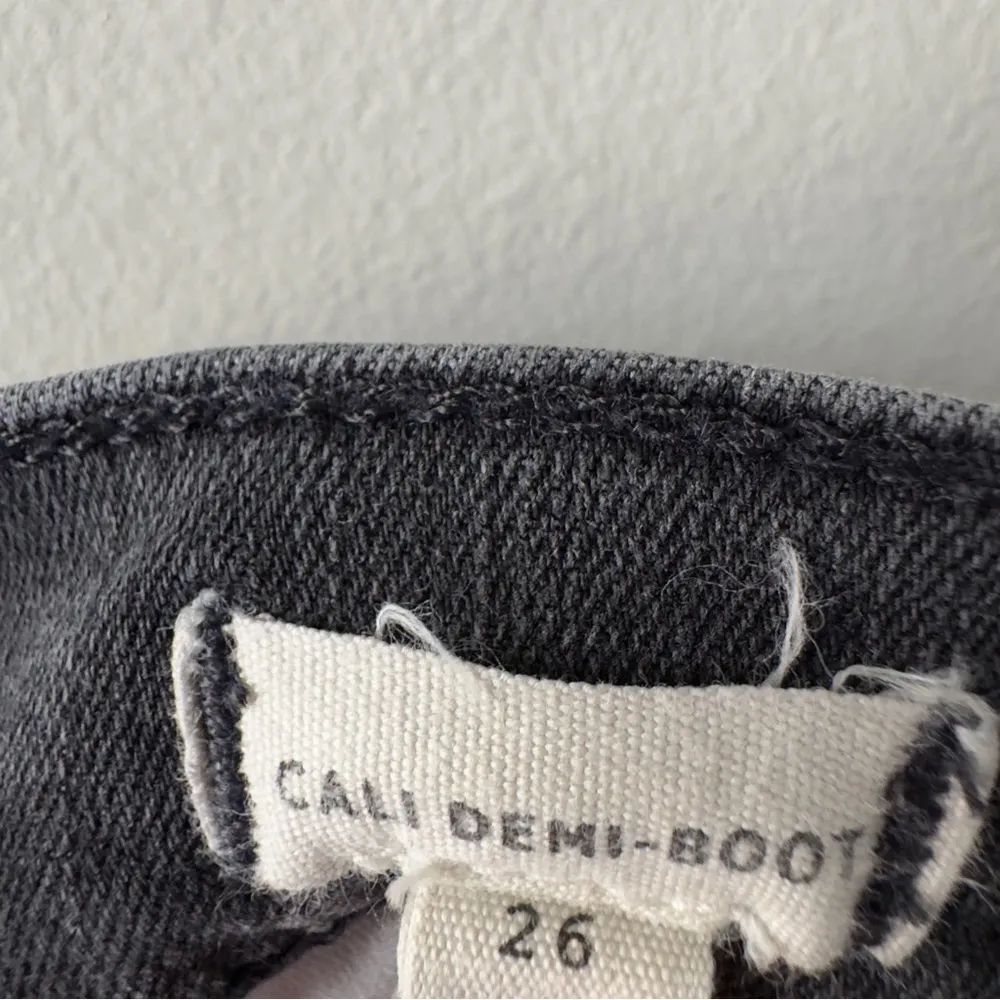 Madewell Cali Demi-Boot Jeans gray button fly stretch pockets cotton blend logo - Image 8