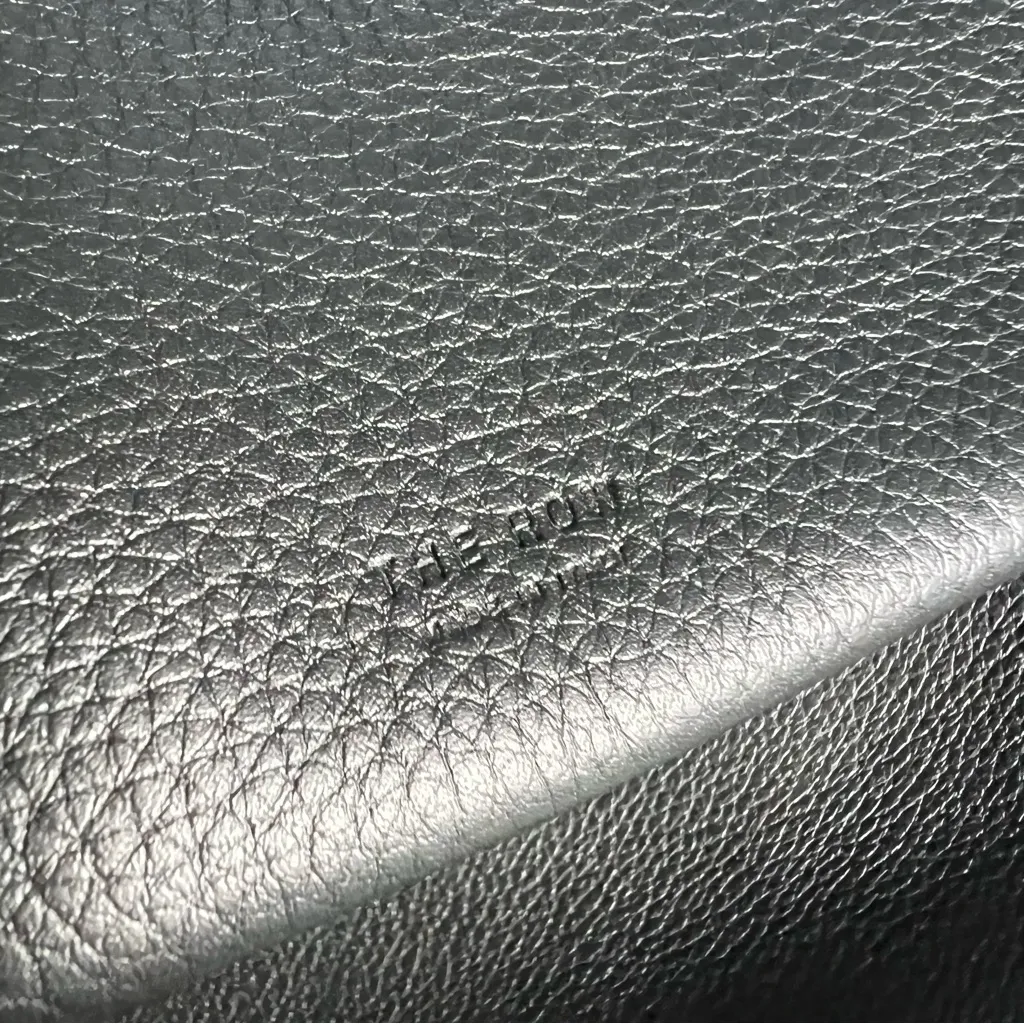 NWT THE ROW Blake Leather Tote Shoulder Bag in Black - Image 12