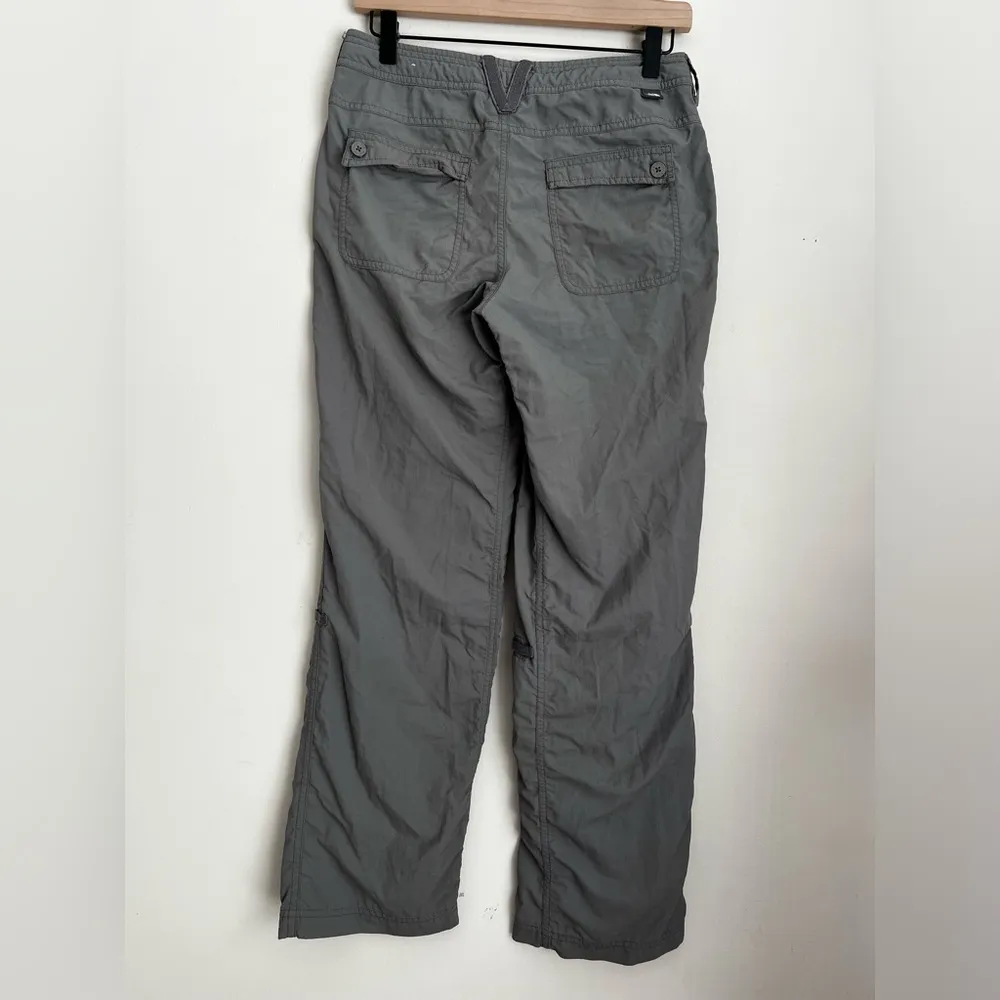 The North Face Women Gray Cargo Convertible Hiking Pants Capri 2 - Image 2