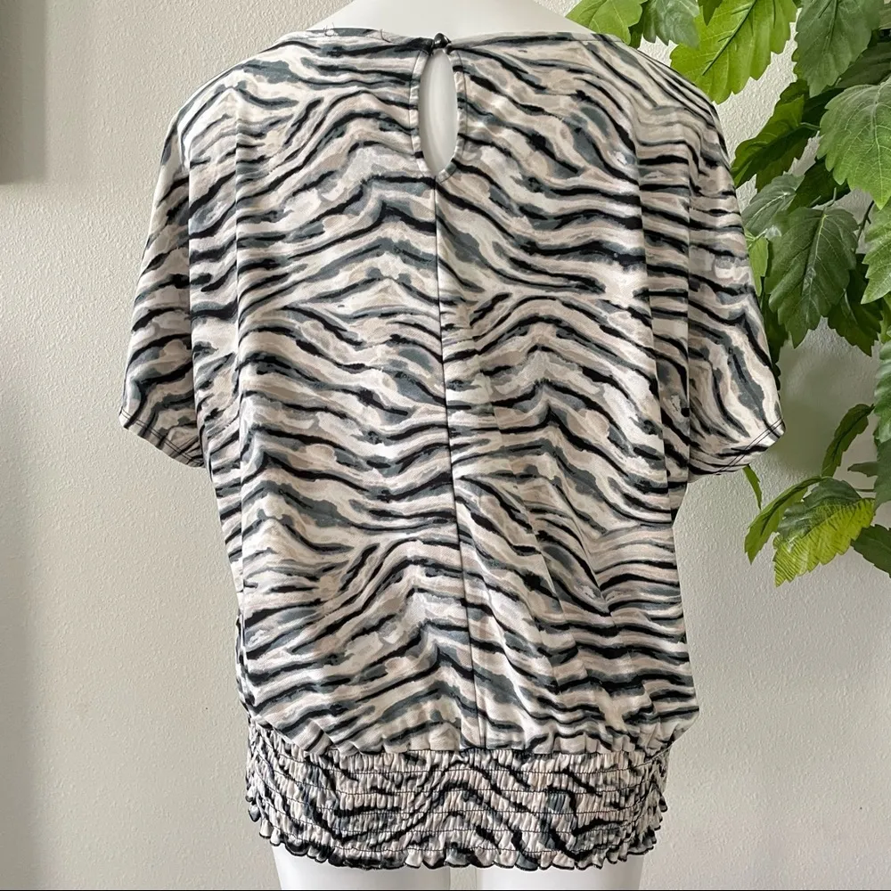 AUW Women’s Short Sleeve Top Size L - Image 8