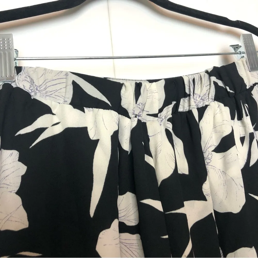 Show Me Your Mumu Carlos Swing Shorts Black & White Floral Orchid Print - Image 7