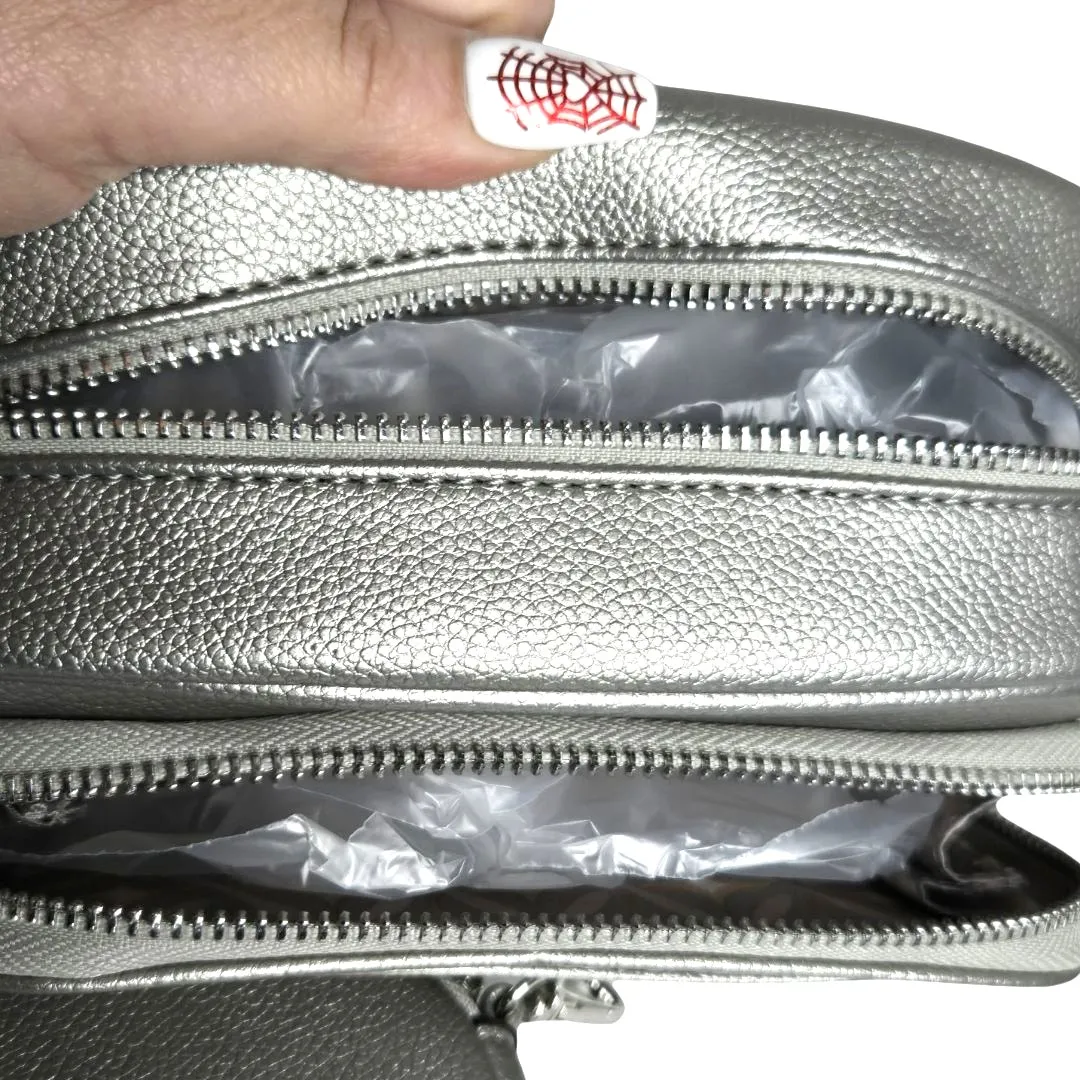 CXL by Christian Lacroix Eve Pebble Camera w Detachable Mini Zip in Silver NWT - Image 3