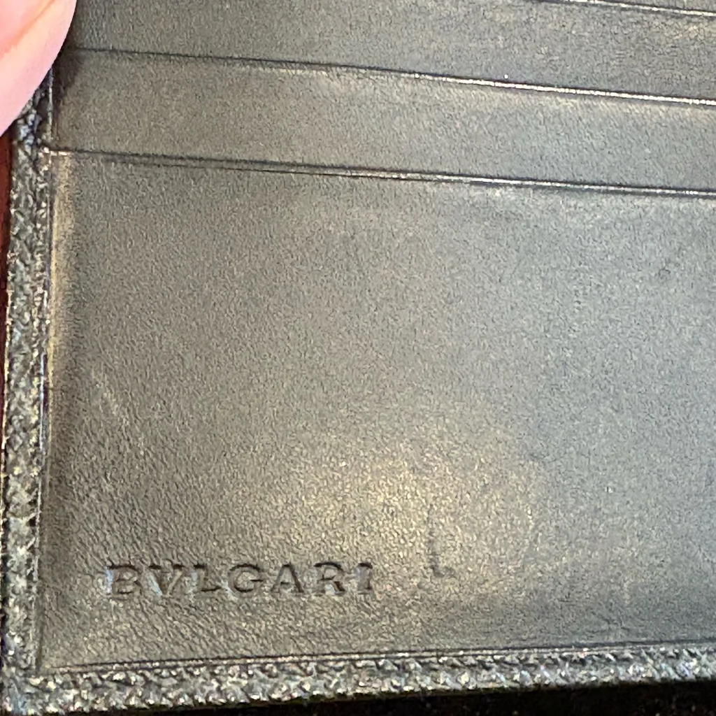 BVLGARI Black Leather Wallet with Silver Logo - Image 4