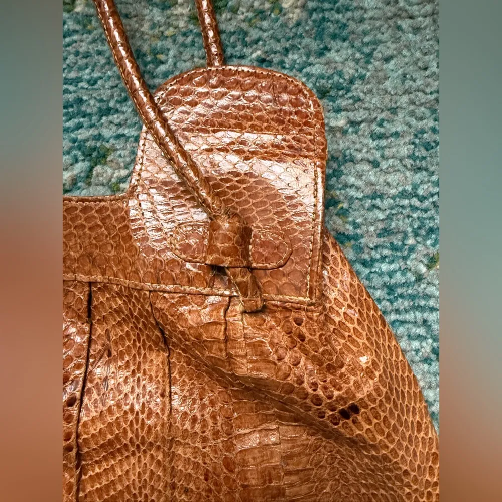 Vintage faux snakeskin tan leather satchel purse Brown - Image 4