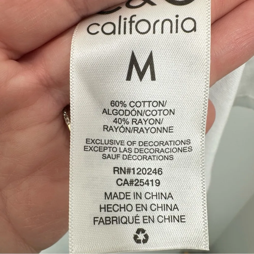 C&C California Women's Size‎ Medium Lace Sleeve V Neck Casual Short Sleeve NWT - Image 6