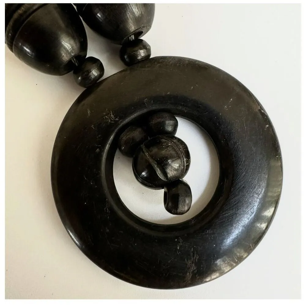 Vintage Scrimshaw Africa Buffalo Horn Tribal Pendant necklace Black - Image 9