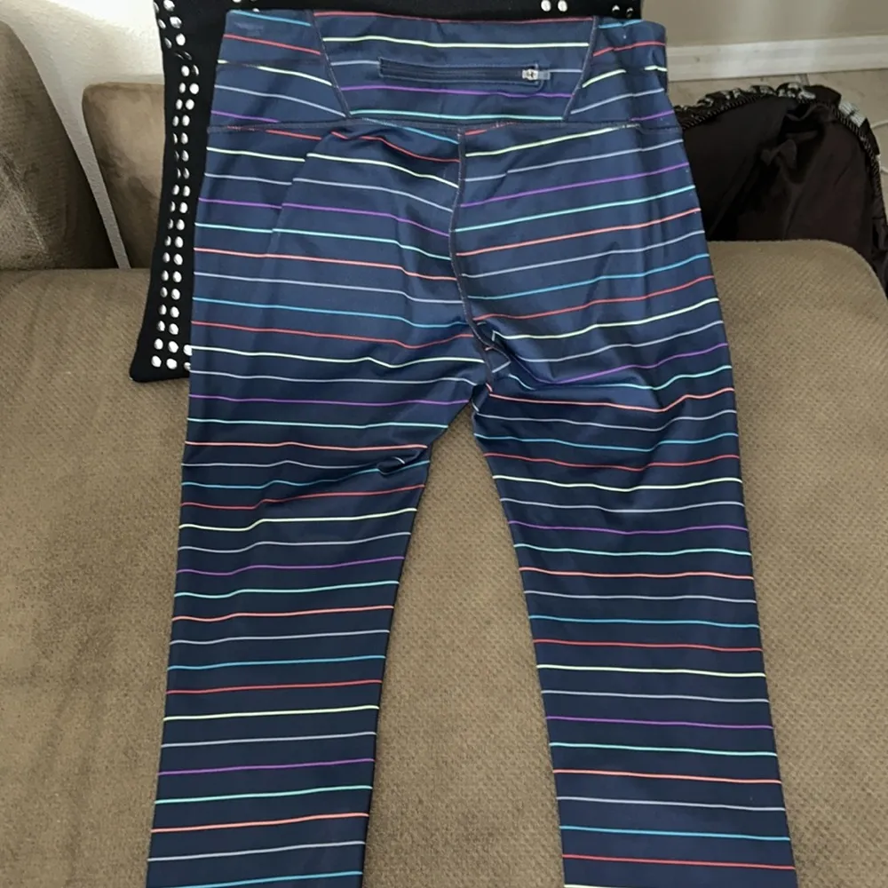 Athleta Super Unique 🦄  Size Medium - Yoga Pants - Image 4
