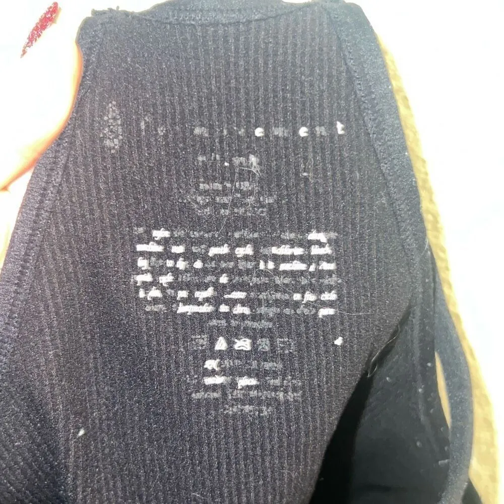 ✨Free People Movement Happiness Runs Crop Black Sz M/L Tank✨ - Image 8