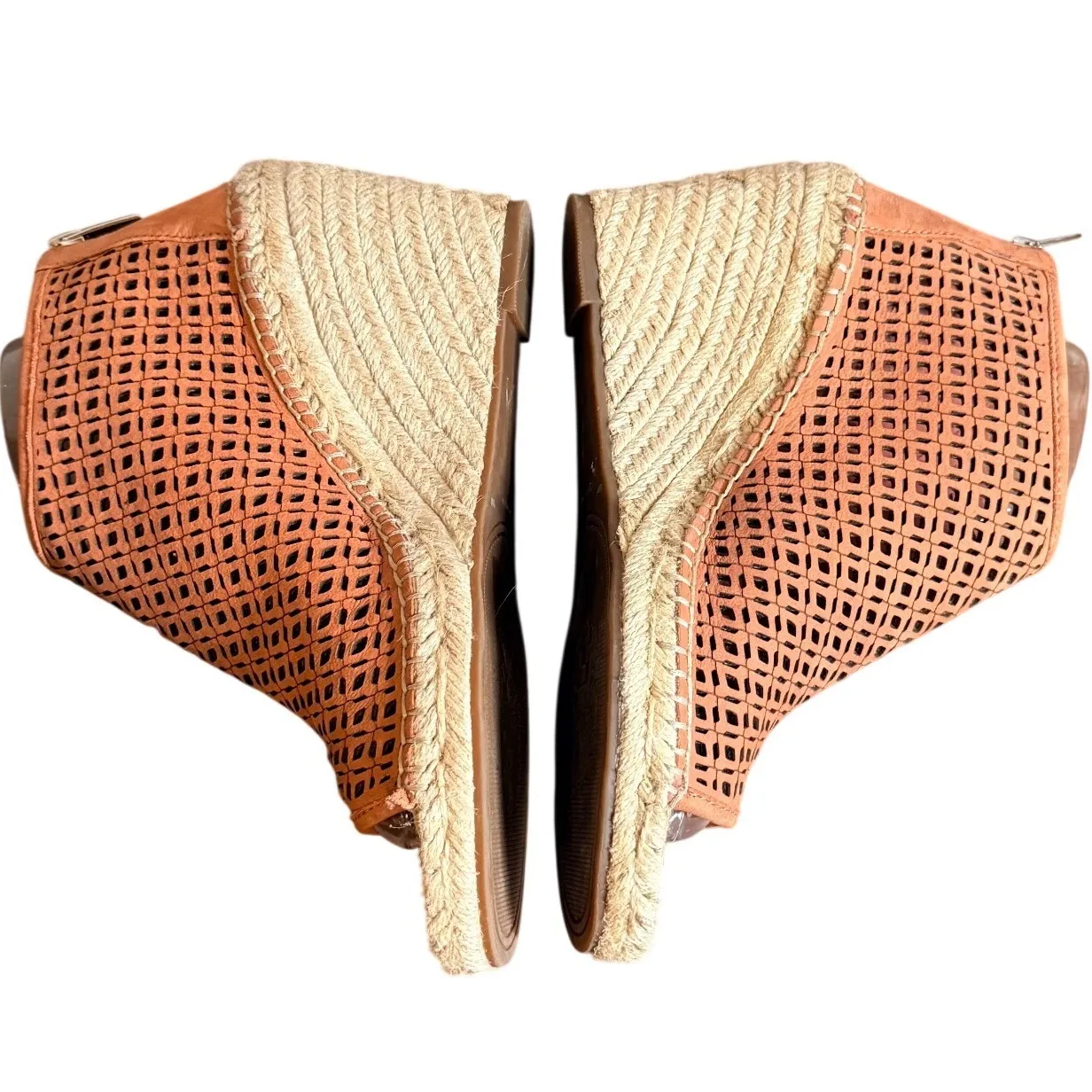 Vince Camuto Perforated Wedge Espadrille Booties Sushi clay Leather Size 9 - Image 4