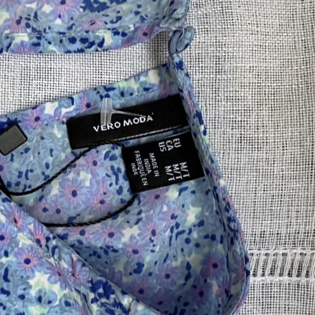 Vero Moda Blue Birch Floral Jumpsuit - Image 8