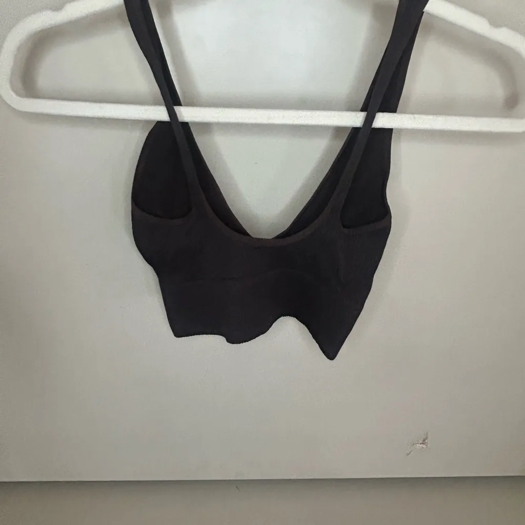 NUX Dark Brown Ribbed NWOT sports bra size small - Image 2