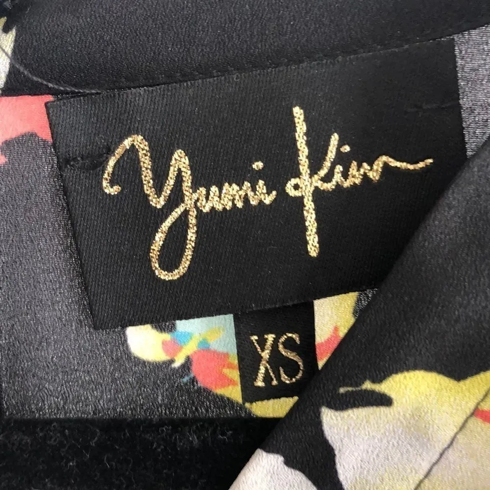 Yumi Kim Black Shorts Floral 3/4 Sleeves Romper - Image 2