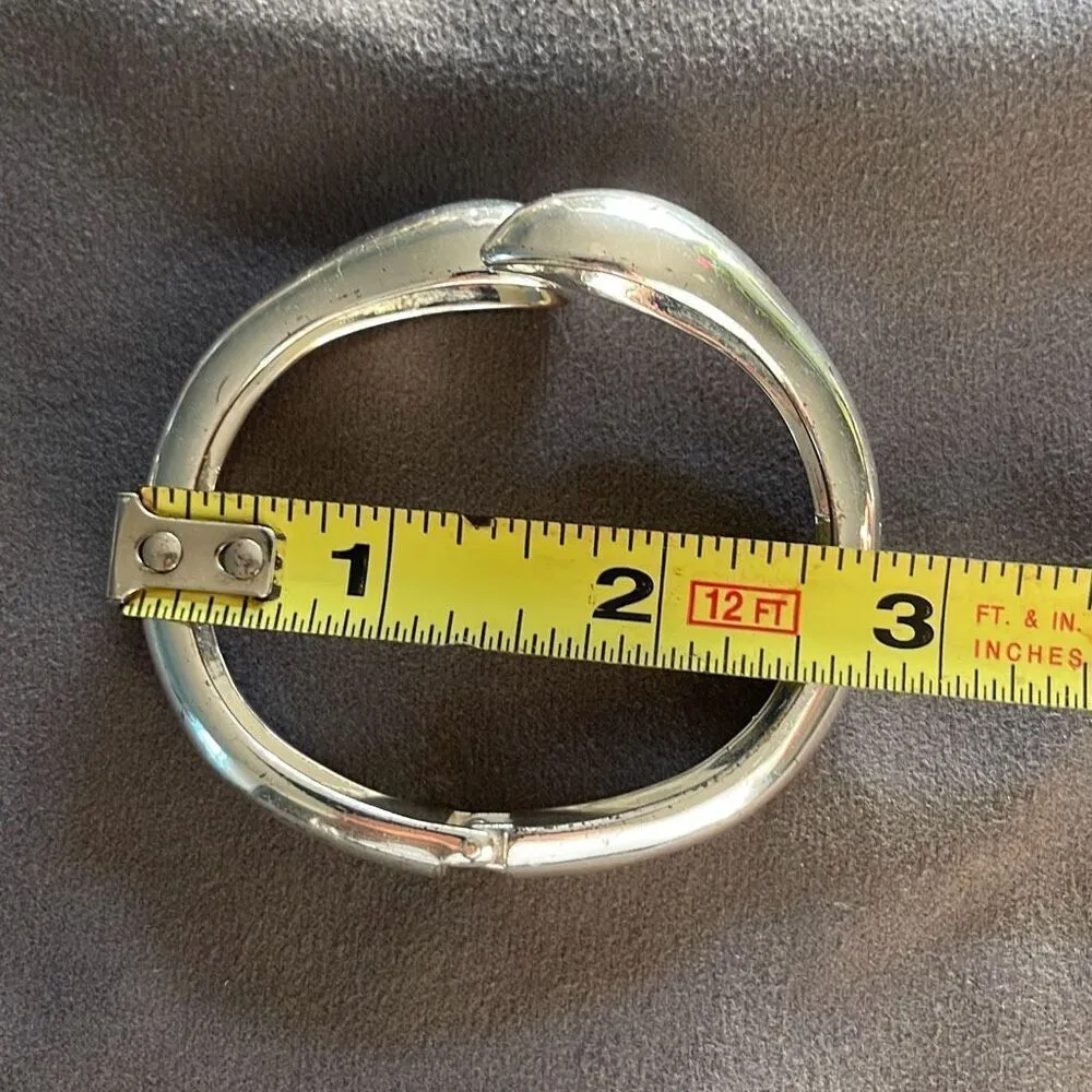 Womens Teardrop Clamper Cuff Bangle Bracelet Silvertone One Size‎ Silver - Image 5