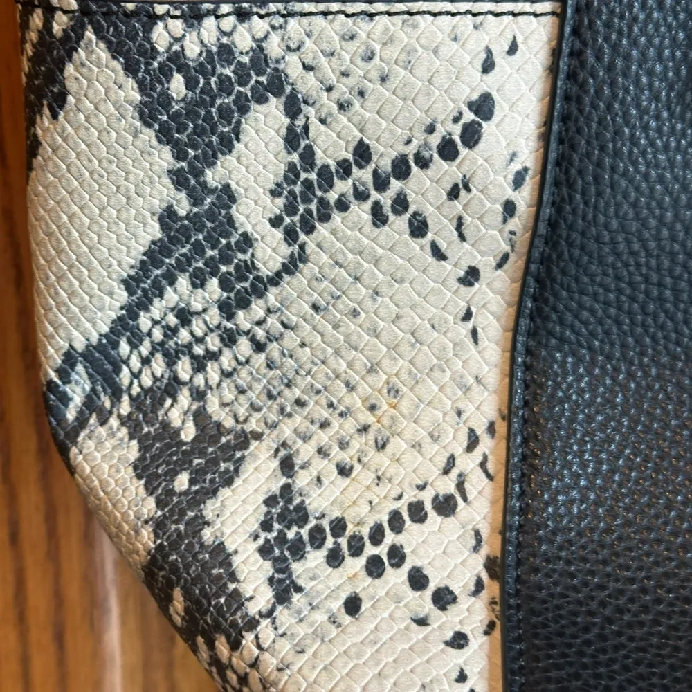 Madden Girl Black Snakeskin Faux Leather Purse Shoulder Bag - Image 3