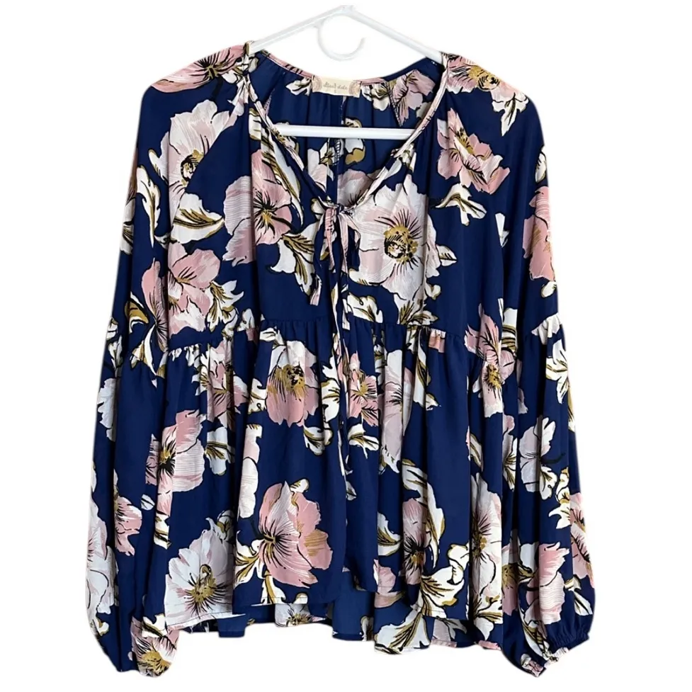 Altar'd State Navy & Pink Floral Oversized Blousy Top - Image 2