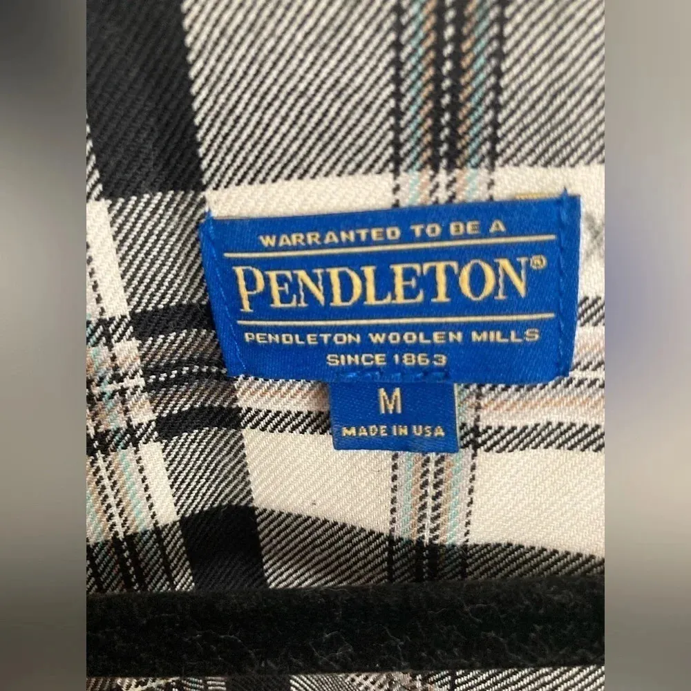 Pendleton Women’s 100% Virgin Wool Flannel Size Medium - Image 6