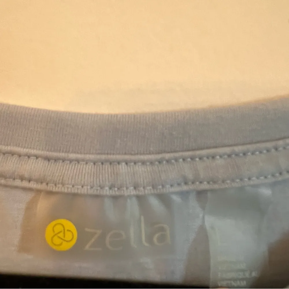 Zella Blue Long Sleeve Hi-Low Activewear T-Shirt | L - Image 2