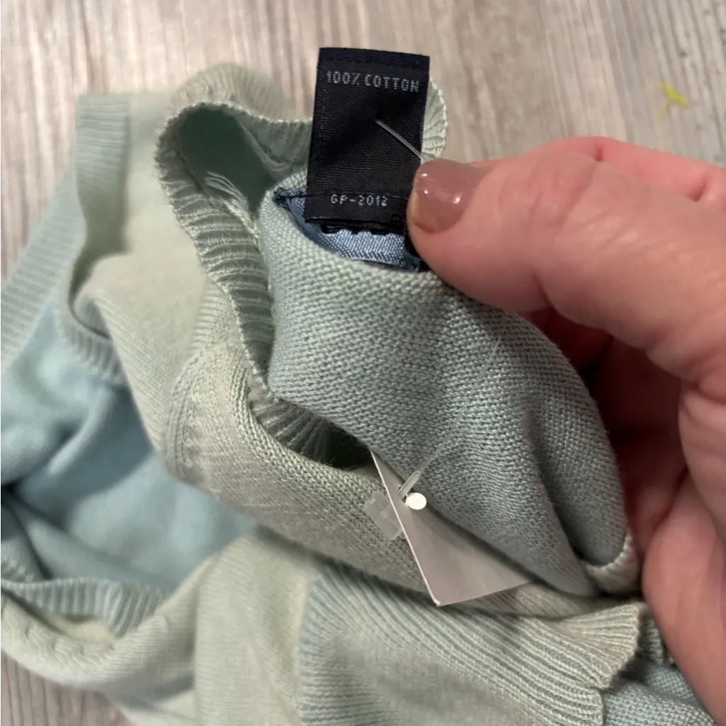 GAP Light Green Sleeveless Blouse - Image 3